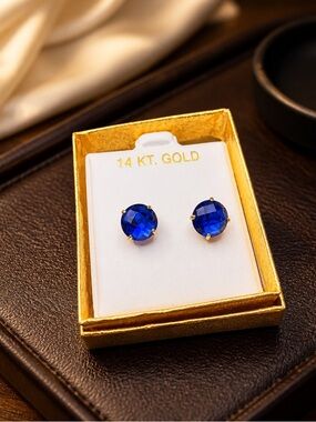 14K White Gold Blue Sapphire Round Stud Earrings 1-1/5 ct. tw.